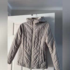 Columbia Women's Light Gray Quilted Puffer Jacket